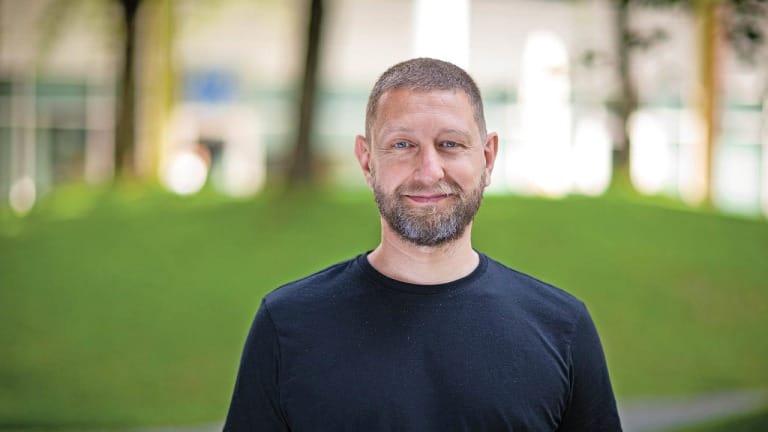 Nejvíc sexualizovaného násilí je v práci Nejvíc sexualizovaného násilí je v práci