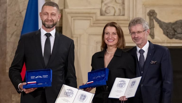 Senát ocenil instruktory sebeobrany